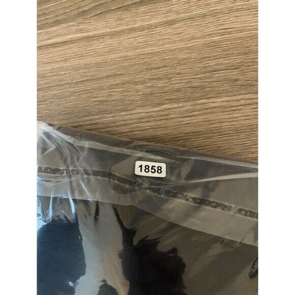 Garnet Hill Oversized 100% Cashmere Turtleneck Sweater Front Pocket Women's M - Picture 11 of 11